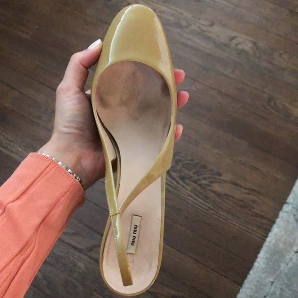 Miu miu size 40 gorgeous wedge. Extra protective front sole added. Worn. - Picture 3 of 6